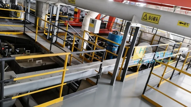 Transporte pneumático de fase diluída de farinha