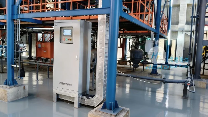 [Sistema de Transporte Pneumático e Alimentação Automática de Plástico Espumoso]